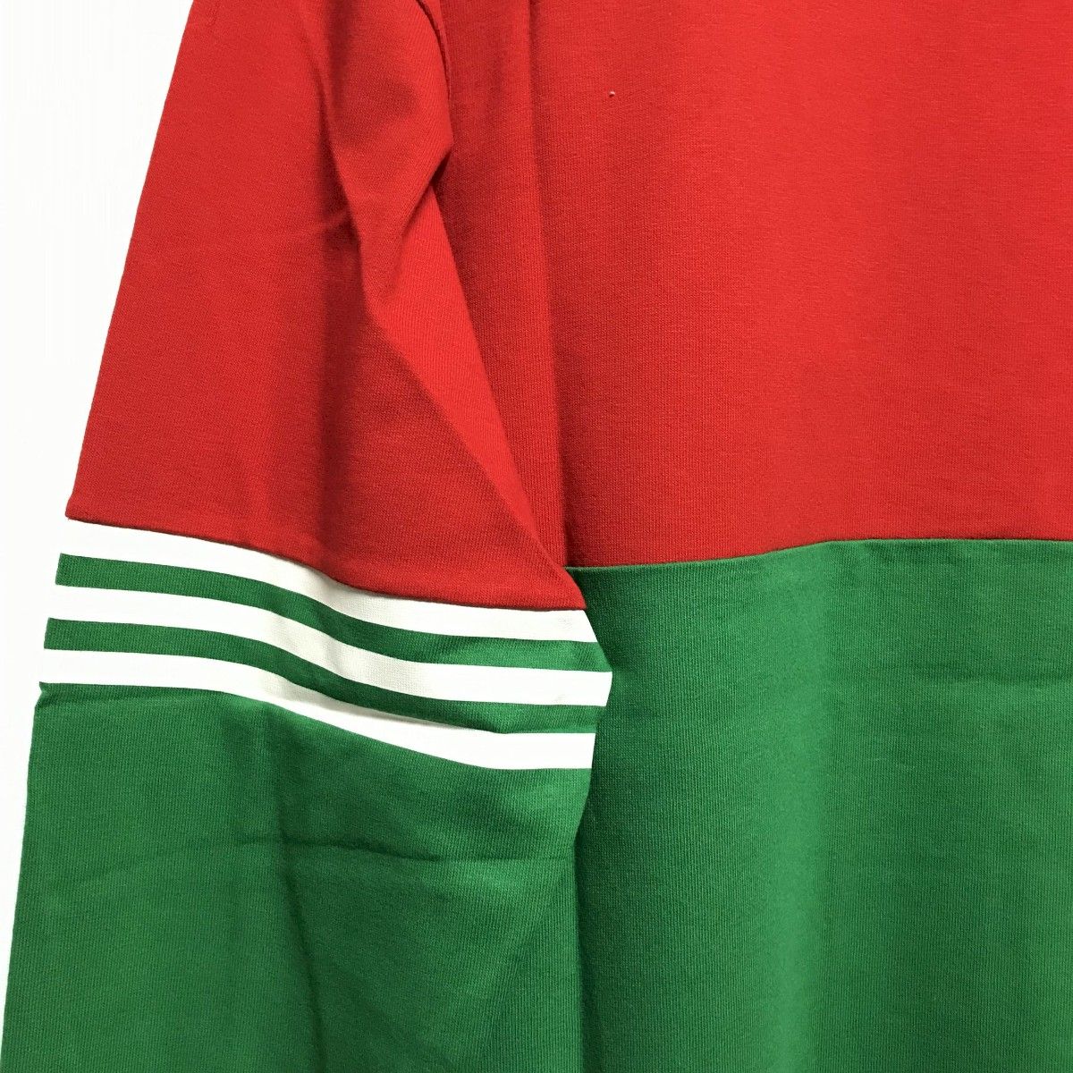 GUCCI x ADIDAS ロンT　赤　緑　XS　定価108000円　グッチ　アディダス　長袖Tシャツ  トレフォイル　デカロゴ