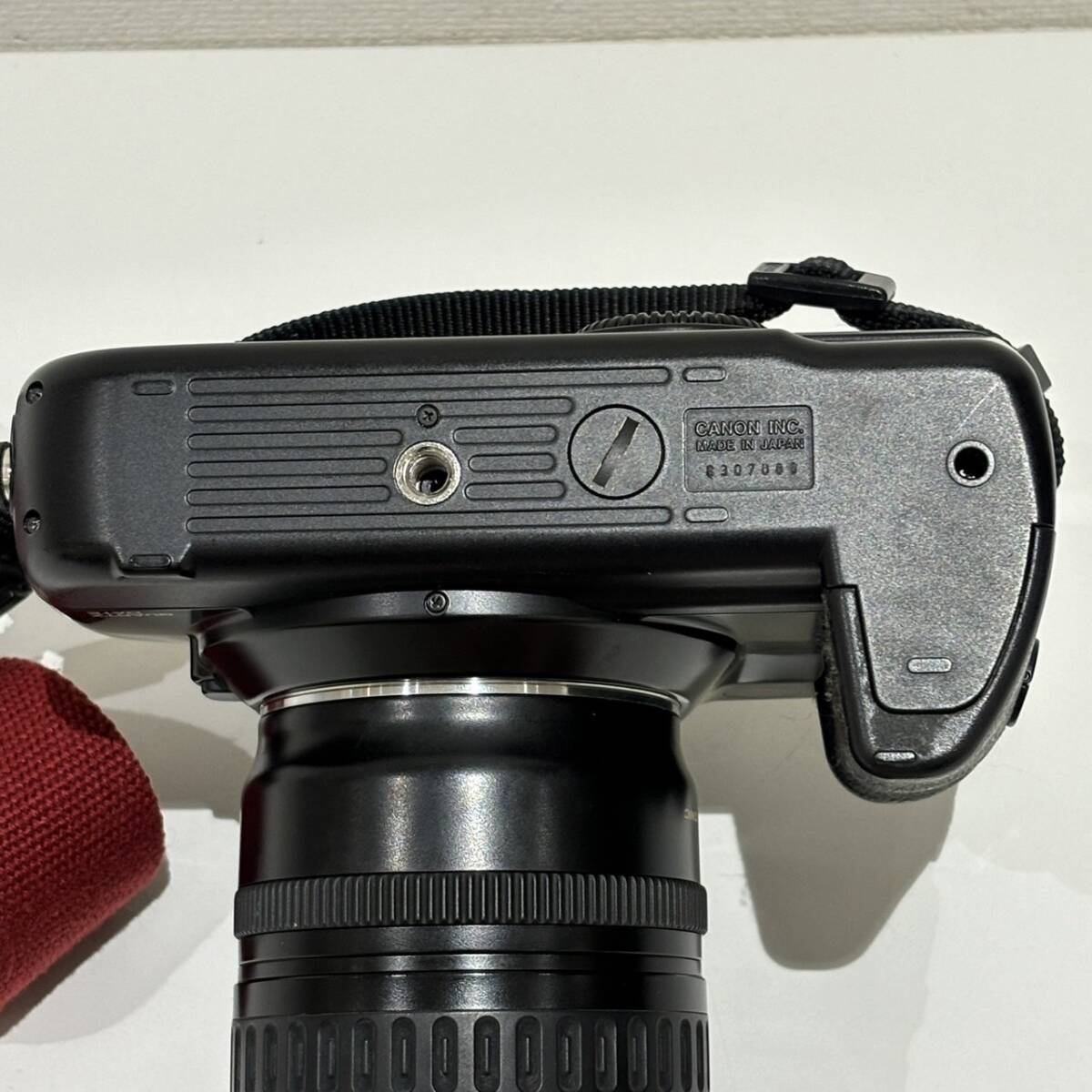 【AMT-10607】CANON EOS 5 キャノン EF 28-105mm 1:3.5-4.5 フィルムカメラ 一眼レフ オートフォーカス カメラ本体 ボディ ジャンク品の画像9