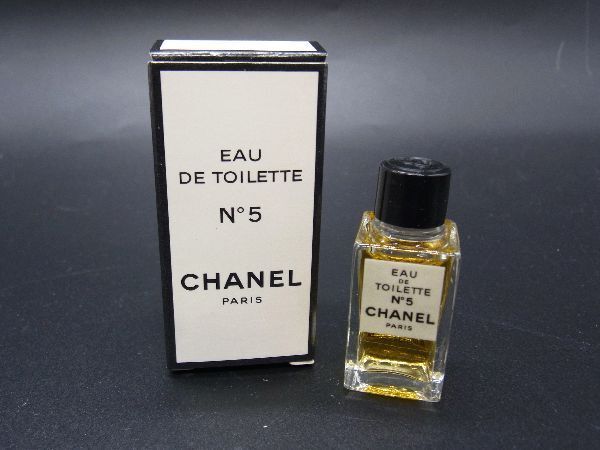CHANEL シャネル N°5 オードトワレ フレグランス 香水 サヴォン 石けん 石鹼 化粧品 3点セット DE2235の画像2