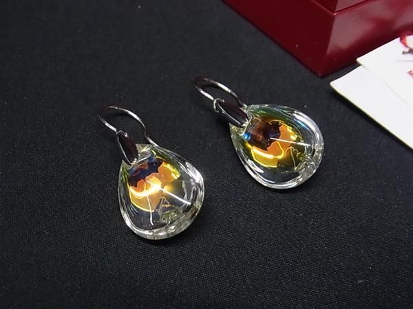 1円 ■極美品■ Baccarat バカラ プシデリック イリゼ クリスタルガラス×SV925 ピアス アクセサリー レディース オーロラ系 AW7987の画像1