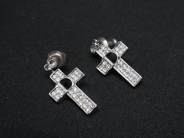 1円 ■美品■ ChristianDior クリスチャンディオール ラインストーン クロス ピアス リング アクセサリー 2点セット シルバー系 AW7989の画像2