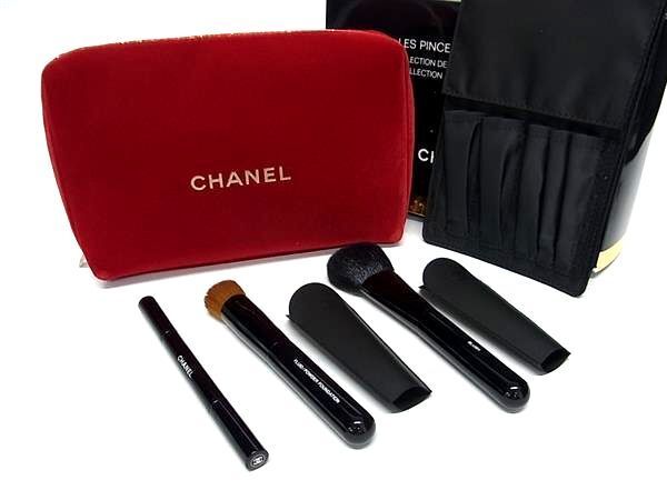 ■新品■未使用■ CHANEL シャネル レ パンソー ドゥ シャネル 2019 メイクブラシセット 化粧ブラシ ポーチ 3本セット レッド系 FA1204の画像1