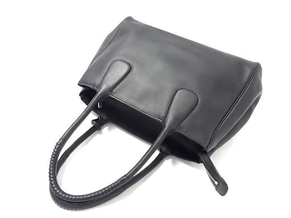 1円 ■美品■ Salvatore Ferragamo フェラガモ GG-21E605 ノリータ レザー ハンドバッグ トート ショルダー 肩掛け ブラック系 AW5028_画像3