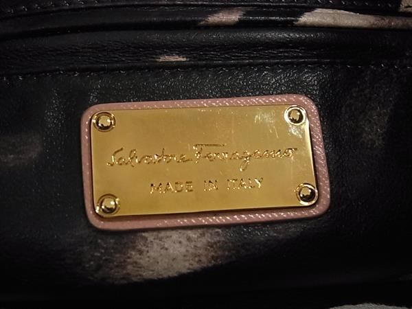 1円 ■極美品■ Salvatore Ferragamo フェラガモ ヴァラリボン レザー 蝶柄 トート ショルダーバッグ 肩掛け レディース ピンク系 FA6229の画像6