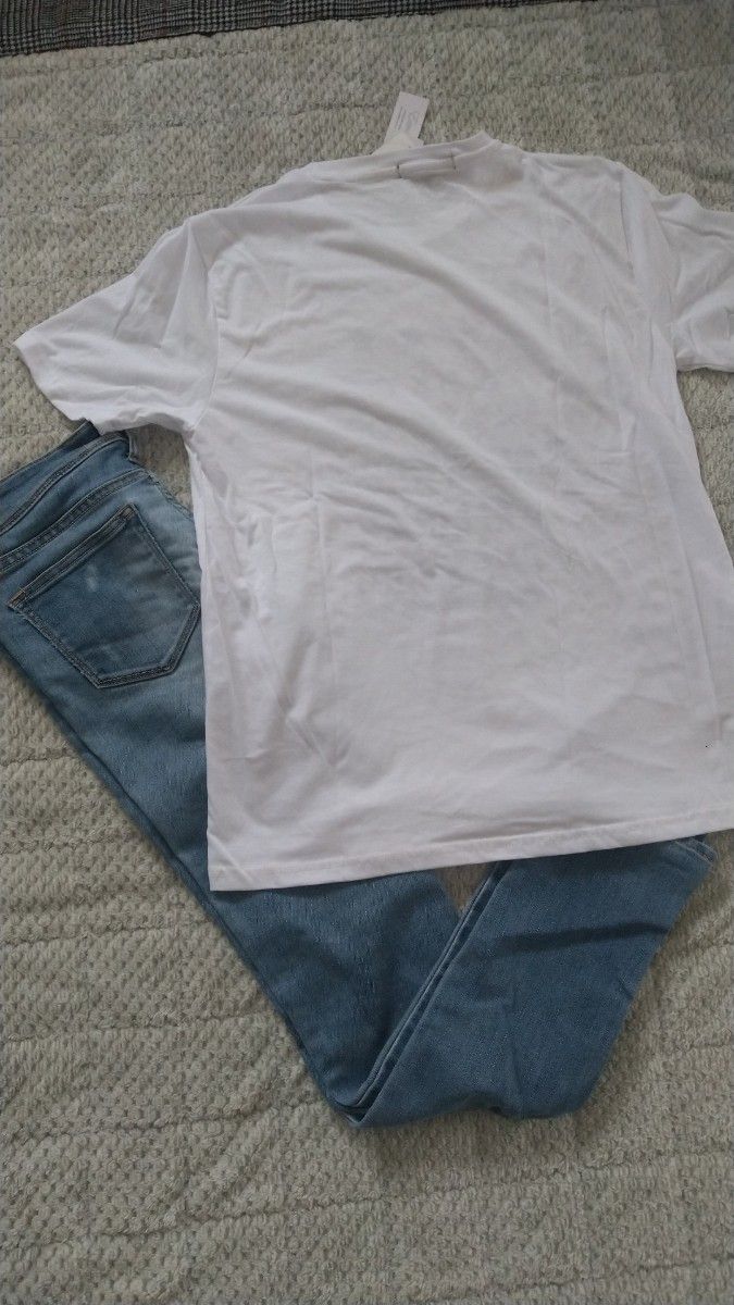 新品タグ付き 半袖 Tシャツ メンズ Mサイズ ホワイト 白 トップス 英文字 星 スター レディース