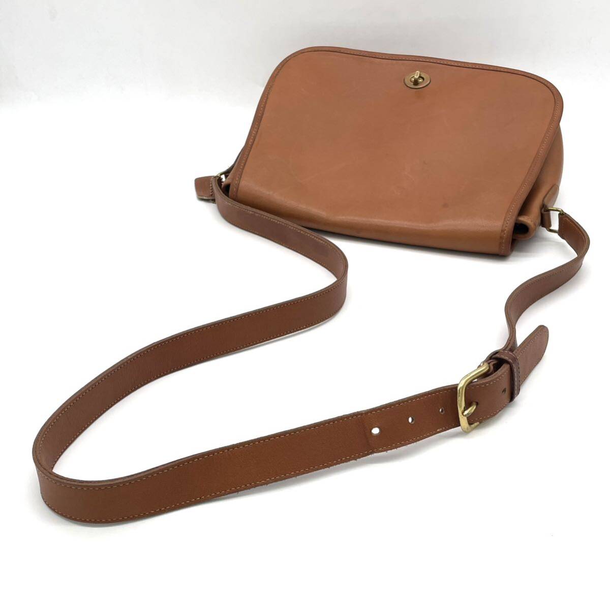 1 jpy superior article COACH Old Coach car f leather Brown shoulder bag Cross body Turn lock Gold metal fittings 