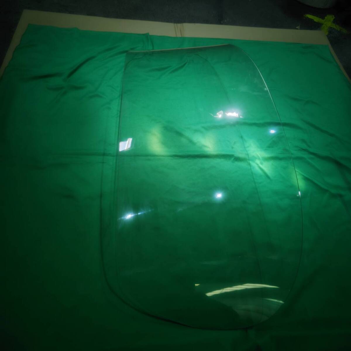  新作 数量限定 引き取り限定 ヨタハチ トヨタ スポーツ 800 強化リアガラス　ゴムモール　メッキモールセット_画像4