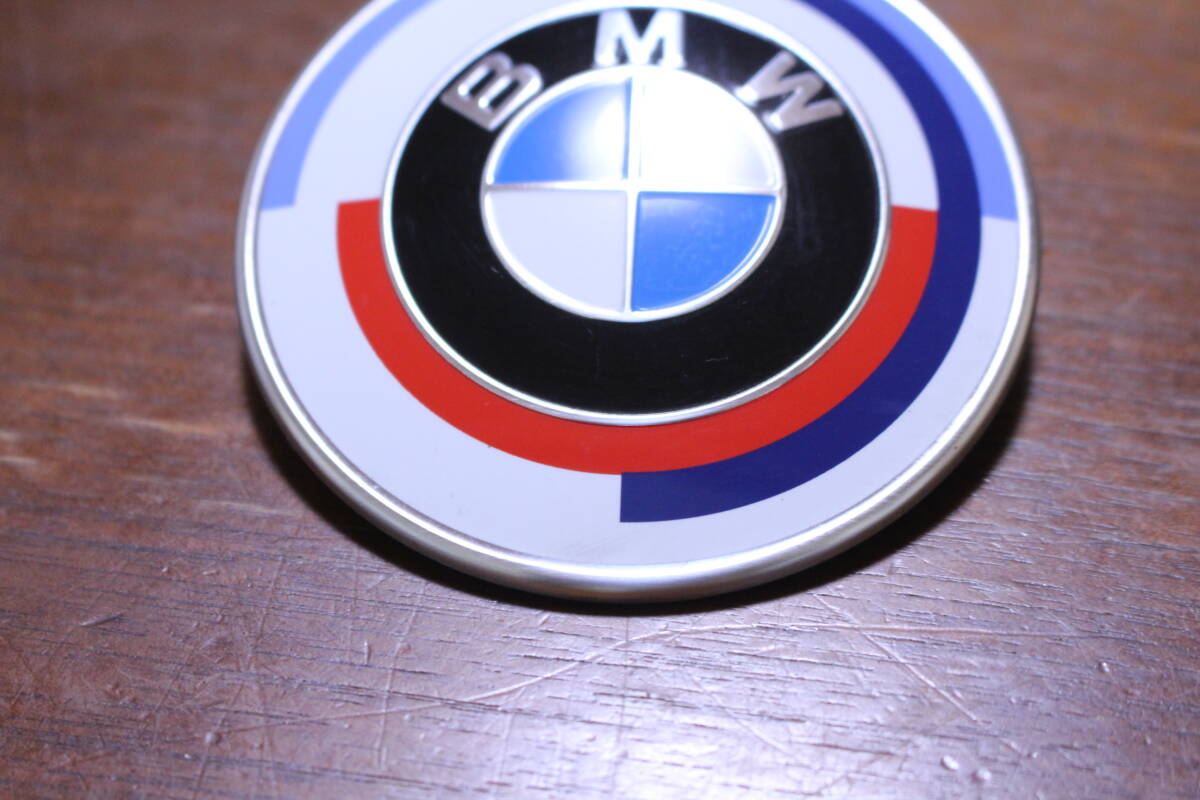 純正品！ BMW 純正 エンブレム 50Years 50周年 82ｍｍ 純正 中古の画像6