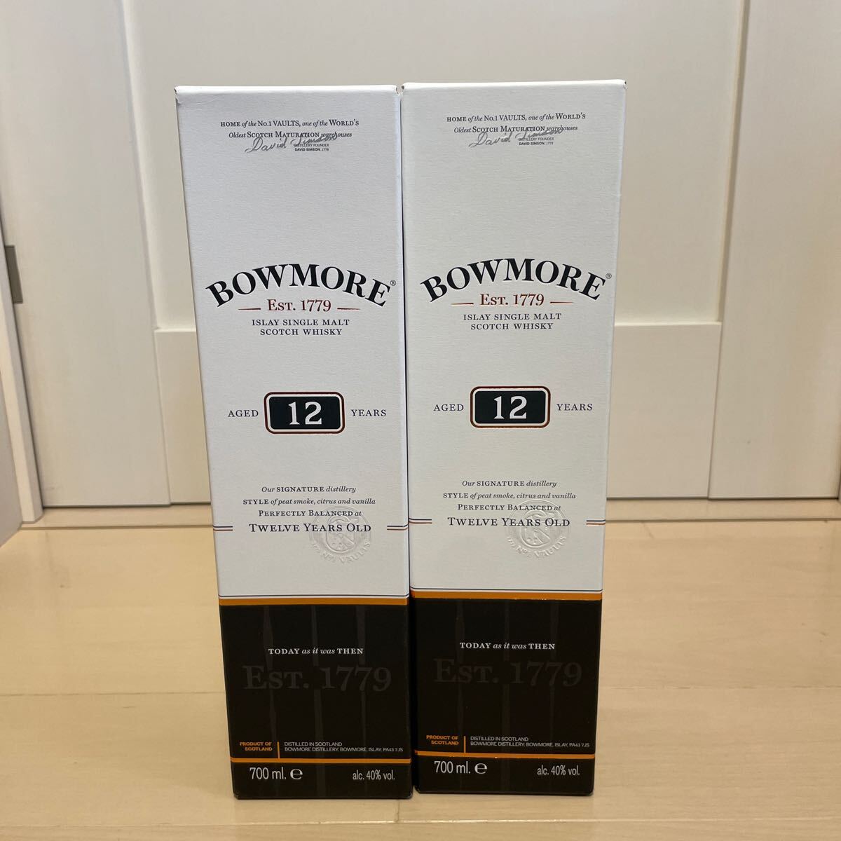 ボウモア BOWMORE 12年 700ml 2本セット （新品未開栓）の画像1