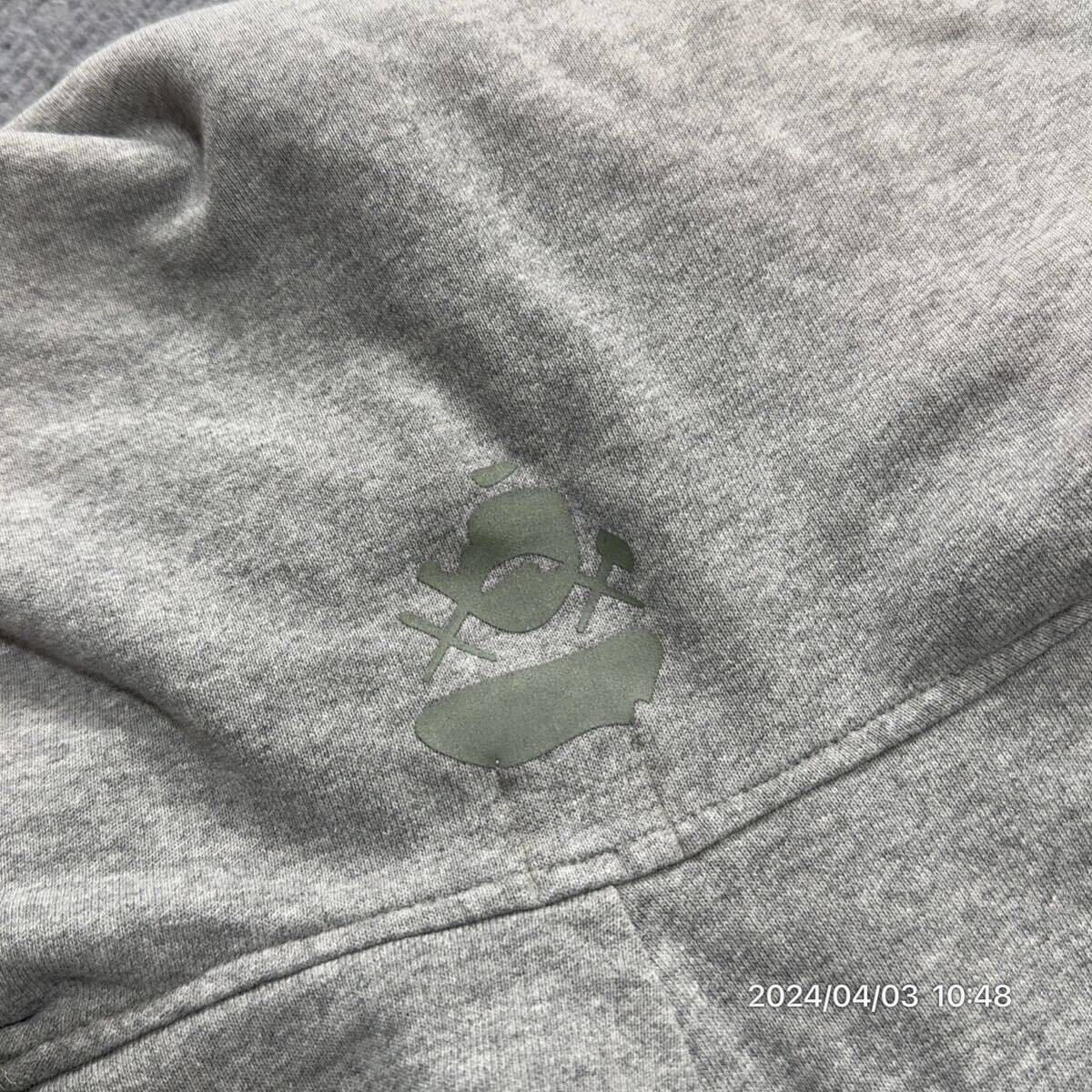 1000円〜 APE エイプ KAWS カウズ コラボ ZIP ジップアップ 1000円〜 APE エイプ KAWS カウズ コラボ ZIP ジップアップ