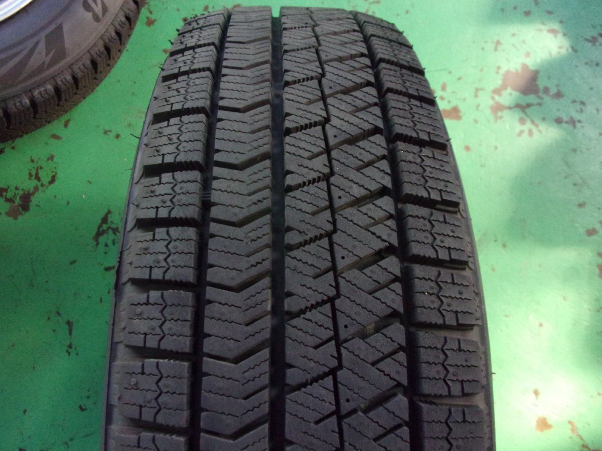 送料無料【BRIDGESTONE】ECOFORM☆ヴィッツ、パッソ、ブーン他♪5.5J×14+38　PCD100-4穴☆2023年！BLIZZAK VRX2　165/70Ｒ14[冬用]4本_画像3