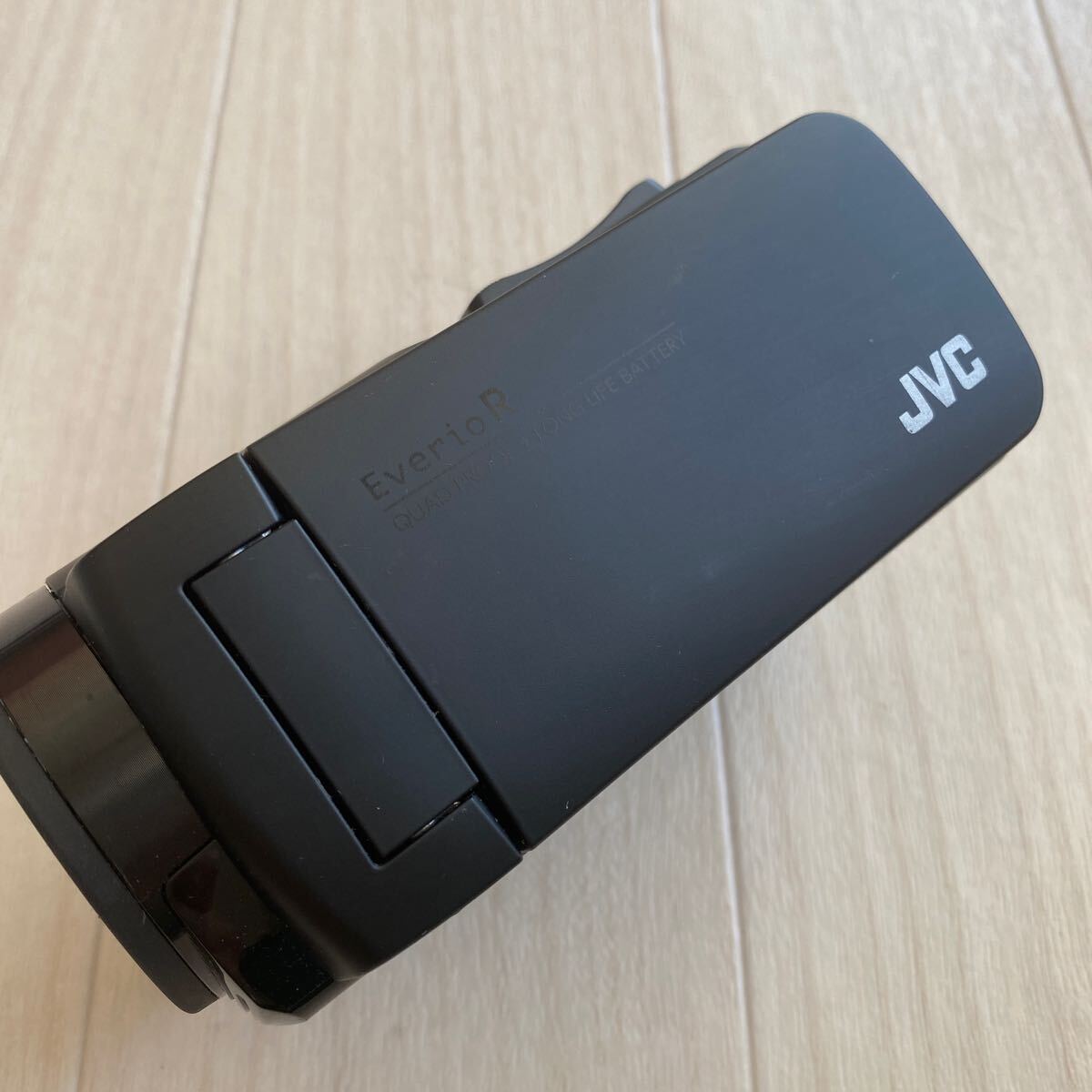 概ね美品 JVC Everio R QUAD PROOF GZ-R560BU 防水 デジタル 概ね美品 JVC Everio R QUAD PROOF GZ-R560BU 防水 デジタル