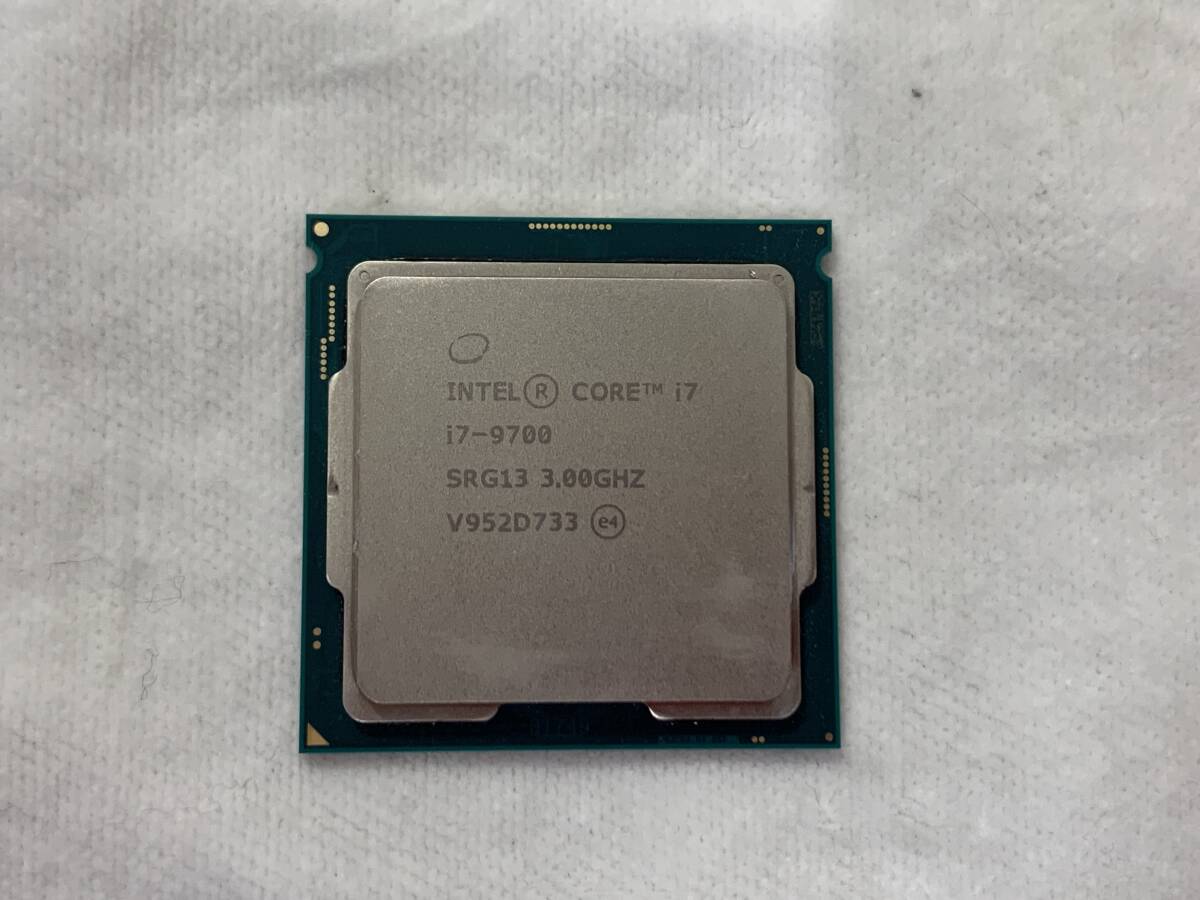 ★INTEL CORE　i7-9700　3.00GHZ　_画像1