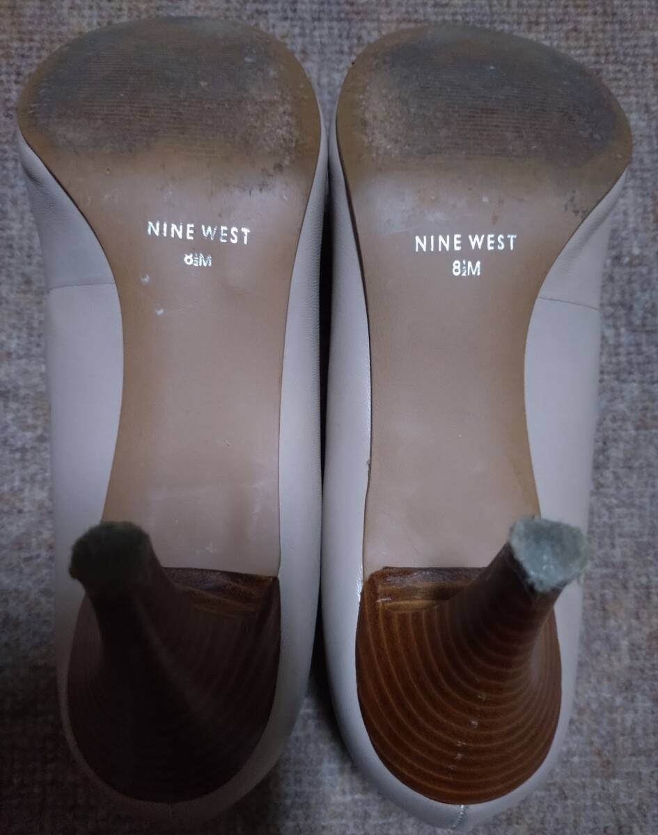 ＮＩＮＥ　ＷＥＳＴ　ラウンドトゥスタックドパンプス　８/Ｍ　７．５センチヒール　ベージュ　大き目サイズ　使用感あり　中古品_画像5