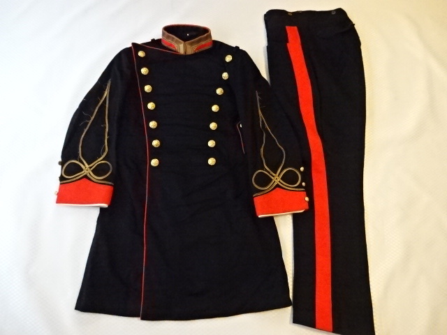( large . clothes 15) large Japan . country land army .. little . regular equipment top and bottom 