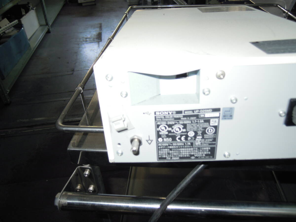 新00014　SONY　ソニー　UP-D25MD メディカルプリンター　カラービデオプリンター　A-4段_画像3