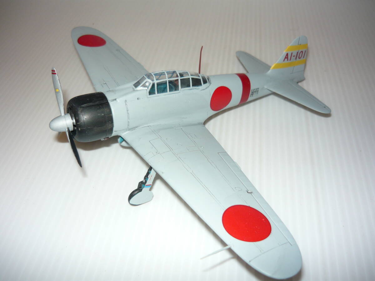 完成品　1/48　日本海軍　零式艦上戦闘機21型A6M2　空母赤城搭載　タミヤキット_画像1