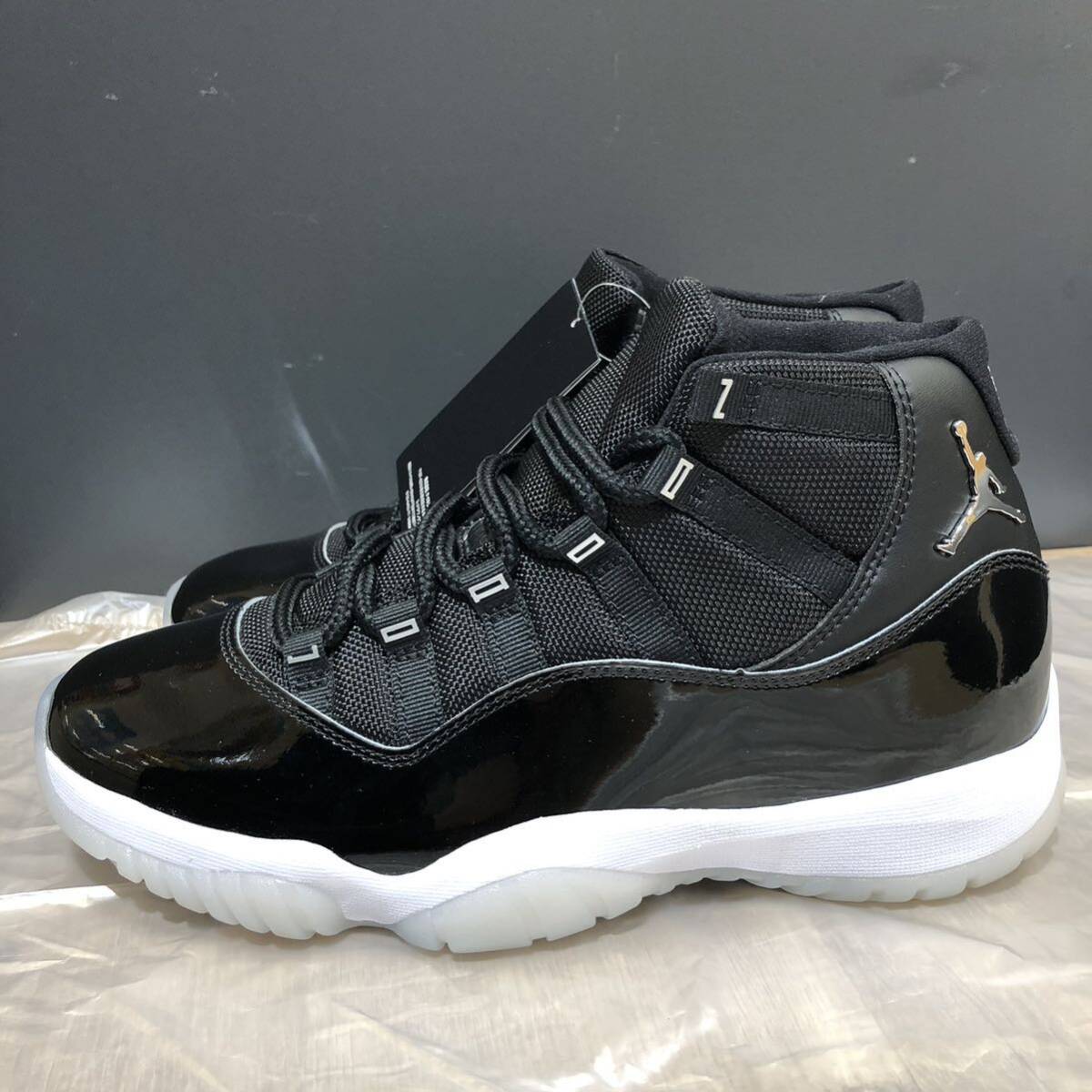 ★1円スタート!!極美品!!★NIKE AIR JORDAN 11 Jubilee 26.5cm Black CT8012011 ナイキ スニーカー ジョーダン ブラック 黒 EB7の画像4