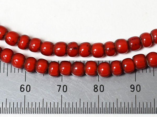 *. hoe . tonbodama * white Heart .... red . flat round middle small bead one ream (Φ4.5mm) white Hearts dragonfly sphere glass beads [Z22041B-2]