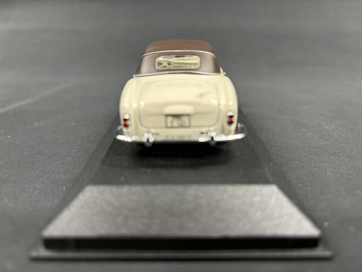 VWカルマンギア カブリオレ 1/43の画像4