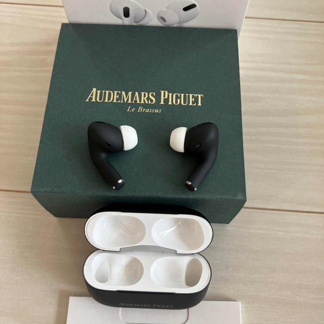 ★新品未開封★非売品★オーデマピゲ ノベルティ AirPods Pro イヤホン ワイヤレスイヤホン　黒_画像1