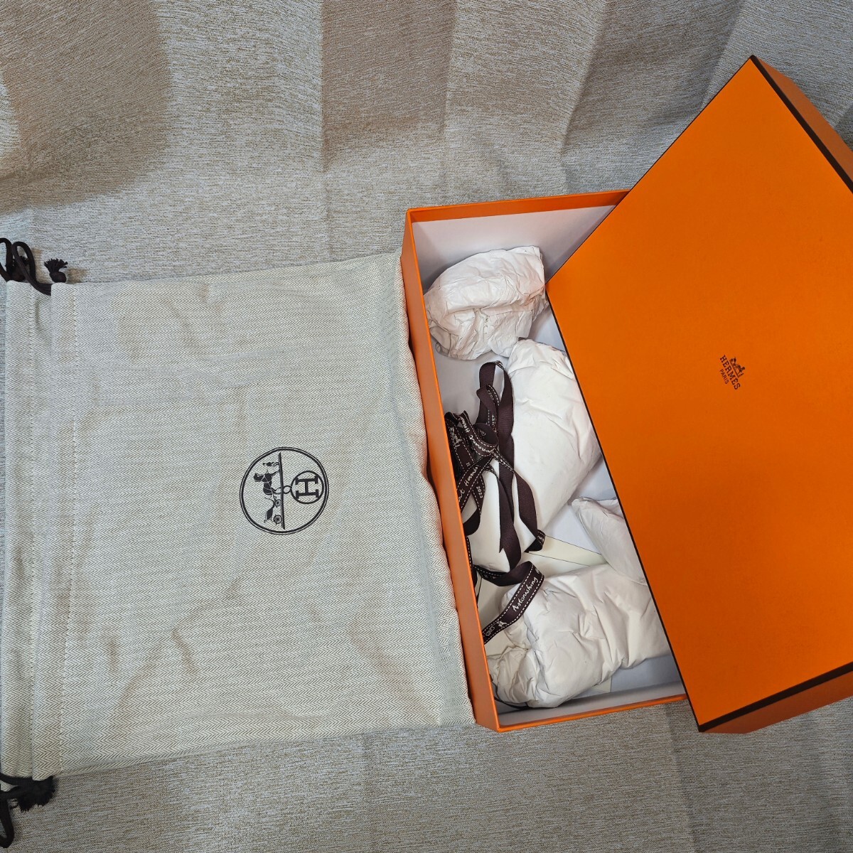 エルメス HERMES　空箱&シューズ袋セット　スニーカー空箱と巾着 靴箱