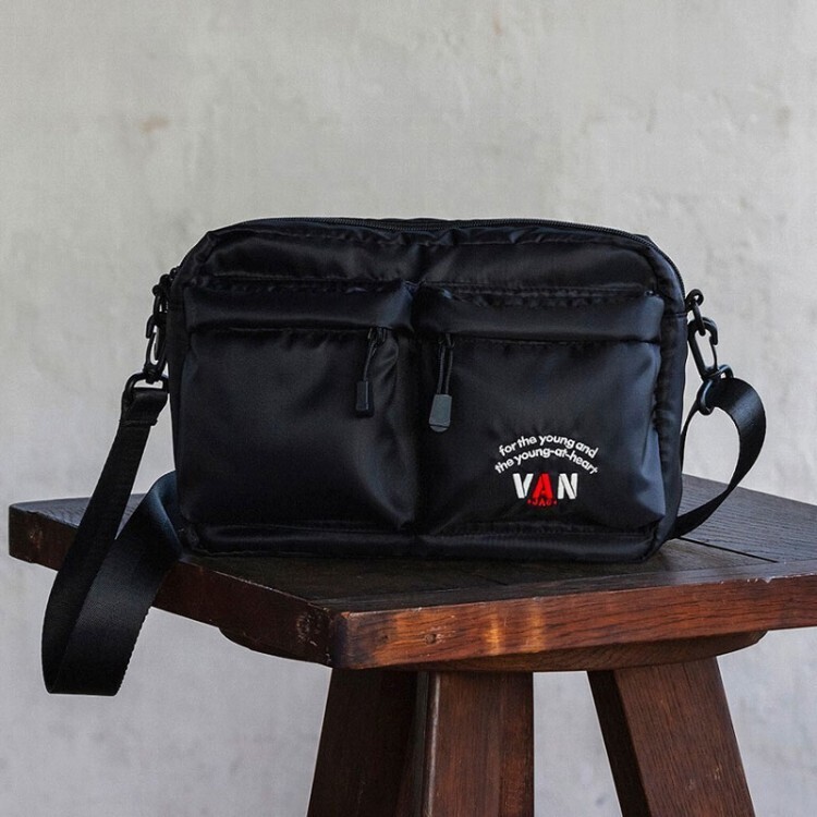  free shipping! new goods unused 2024 VAN light weight shoulder bag 