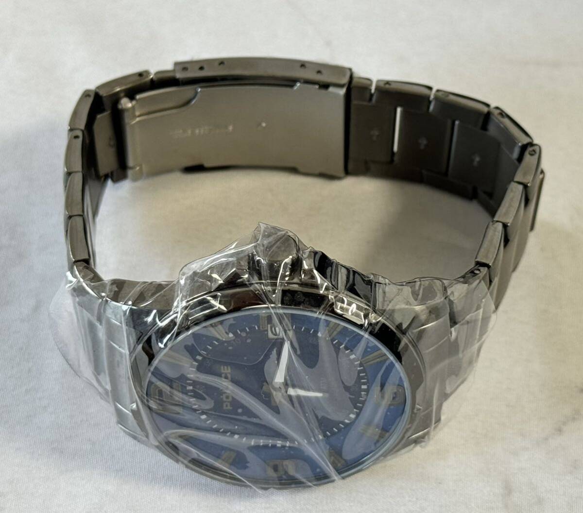 AZ-761 POLICE ポリス 腕時計 箱付 3点 美品 未使用 保管 スクエア クォーツ アナログ 3針 カレンダー付 ブラック ブルー メンズ の画像5