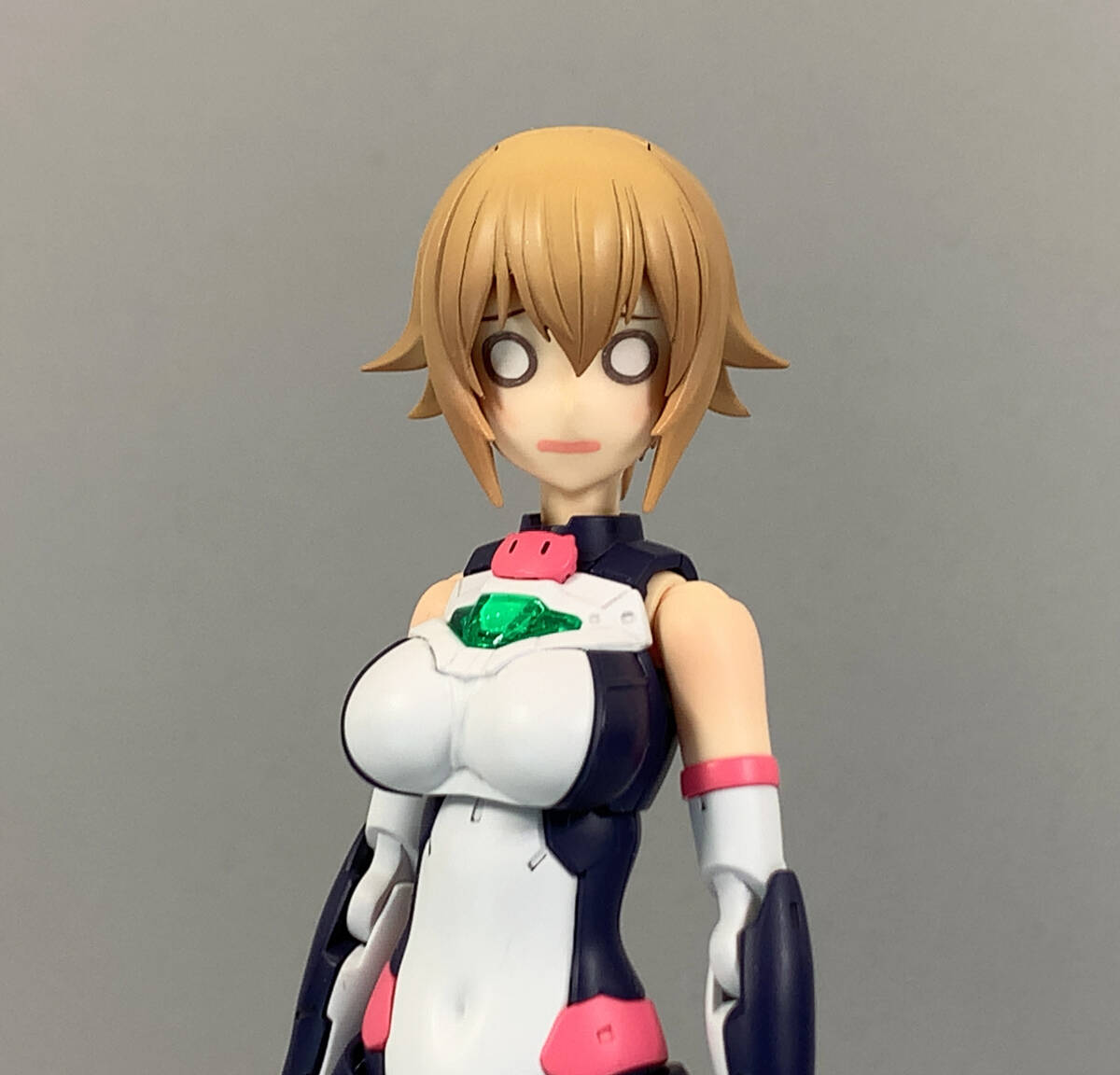 Figure-rise Standard あばたーふみな (スタンド付き) 【プラモデル塗装済み完成品／ガンプラ／ガンダムビルドメタバース】の画像2