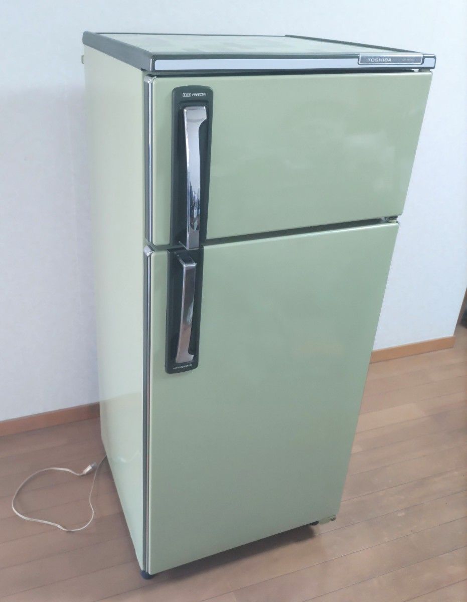 昭和レトロ 冷蔵庫 TOSHIBA GR-151AG|Yahoo!フリマ(旧PayPay 昭和レトロ 冷蔵庫 TOSHIBA GR-151AG|Yahoo!フリマ(旧PayPay
