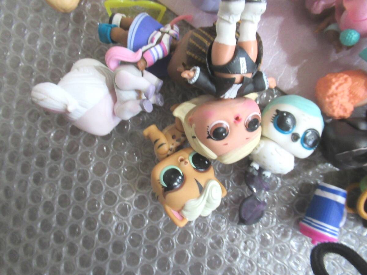 L.O.L.サプライズ！（など） ジャンク品 人形 フィギュア まとめ売り 大量 約20体 キャラクタードール ソフビの画像2