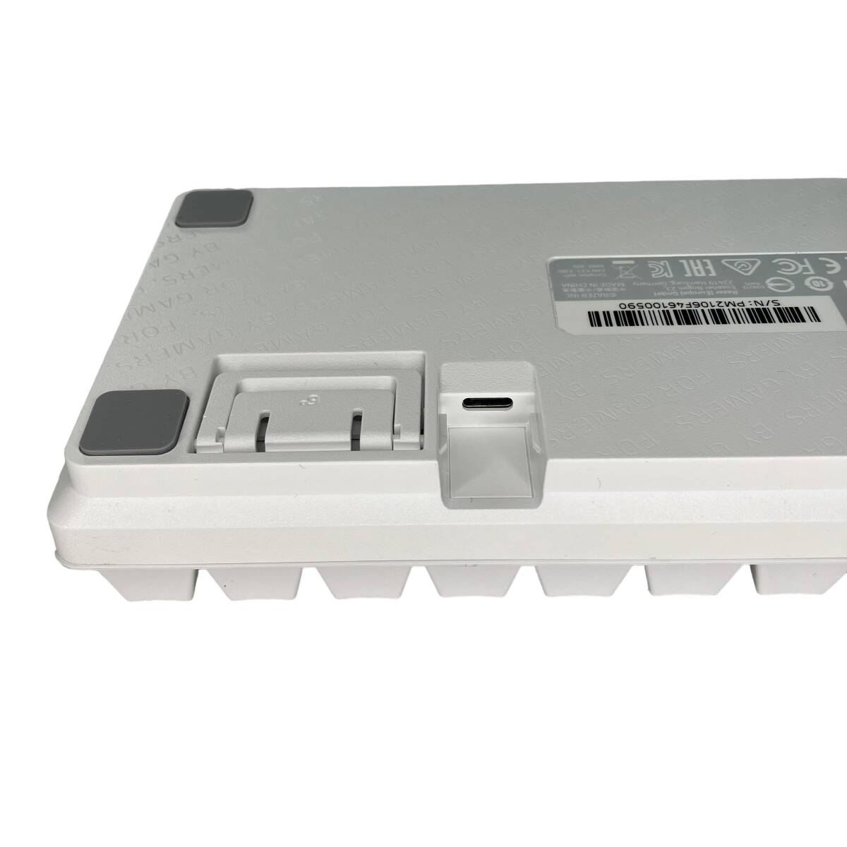 Razer Huntsman Mini JP ゲーミングキーボード Linear Optical Switch 日本語 JP配列 Mercury White 白 リニア RZ03-03391100-R3J1の画像4
