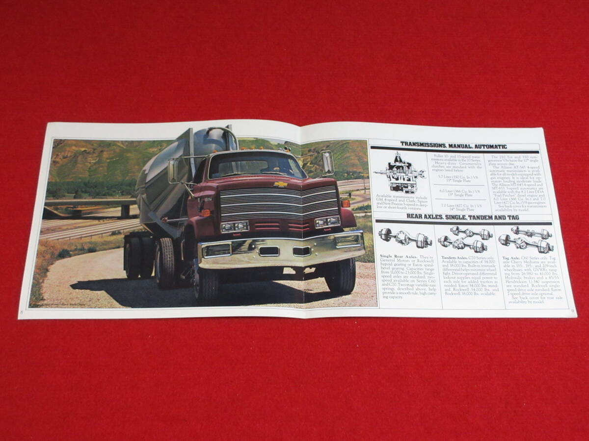 □（9） CHEVROLET MEDIUM TRUCK 1982 昭和57 カタログ □の画像2