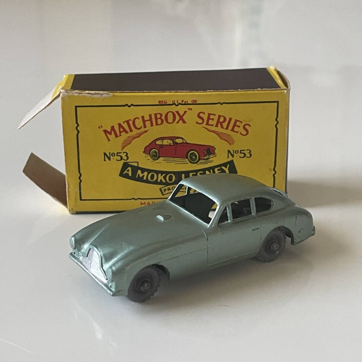 [ box attaching!]MATCHBOX Matchbox minicar No.53 Aston Martin that time thing 