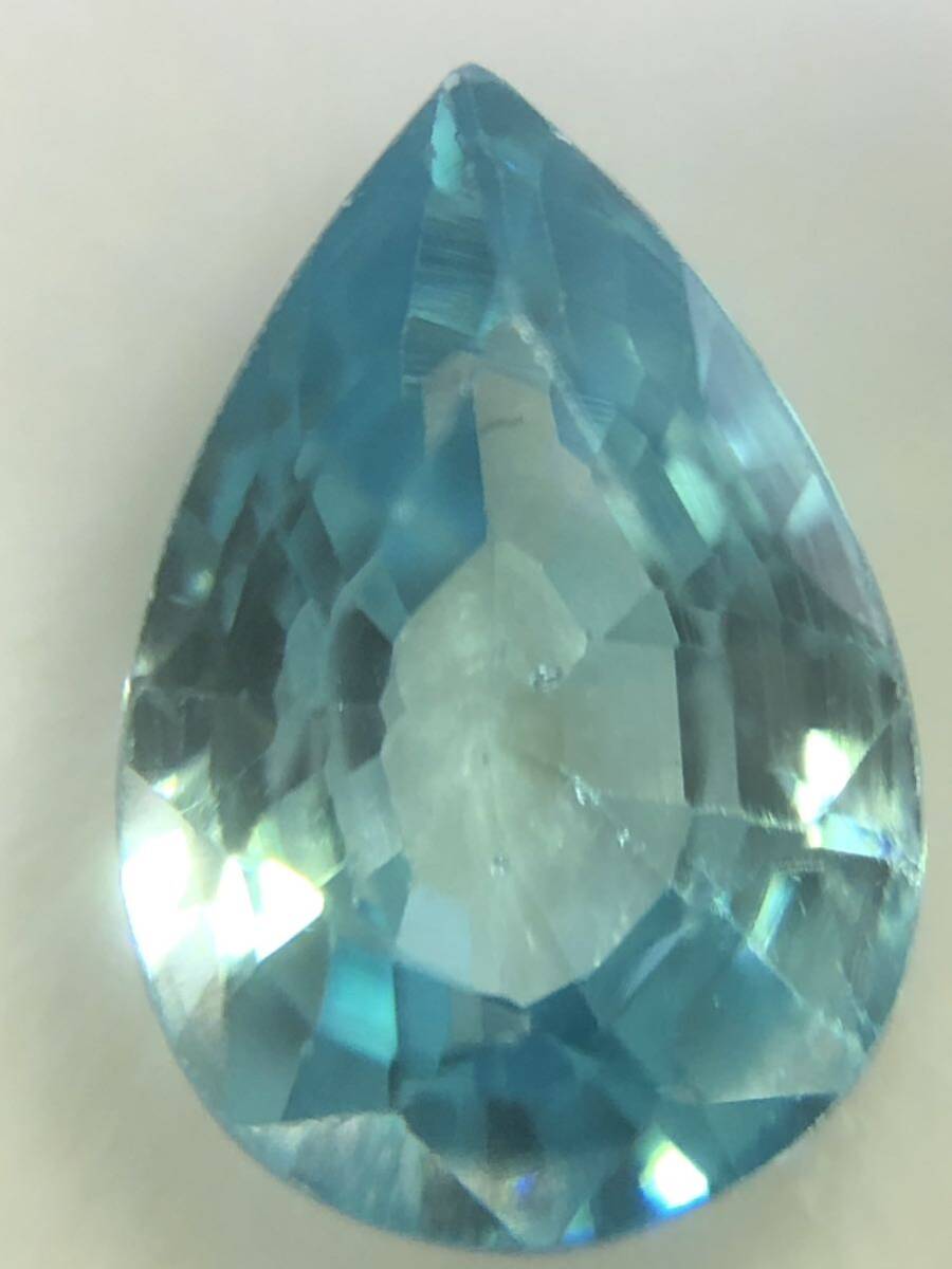 【アイクリーン】特濃高彩度ブルージルコン 1.24ct