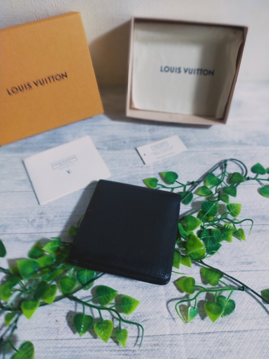 超美品 LOUIS VUITTON ルイヴィトン エピ 財布 折り財布の画像3