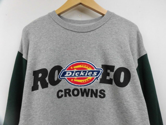 Dickies × RODEO CROWNS ディッキーズ ロデオクラウンズ スウェット トレーナー ロゴプリント トップス グレー×グリーン 緑 メンズ M_画像2
