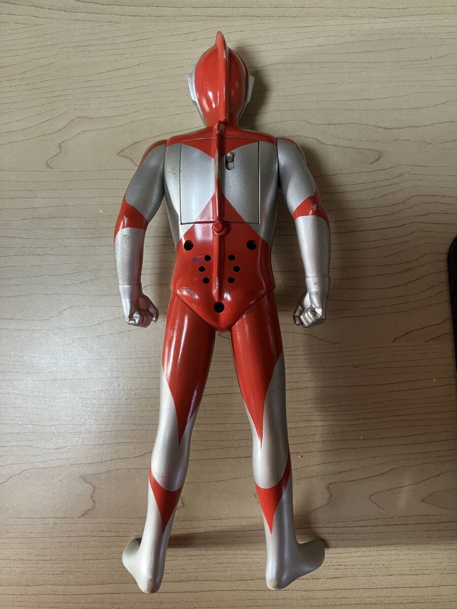 ウルトラマン サウンドバトラー 光る！叫ぶ！ 1993年 フィギュア バンダイ ソフビ ソフトビニール_画像3