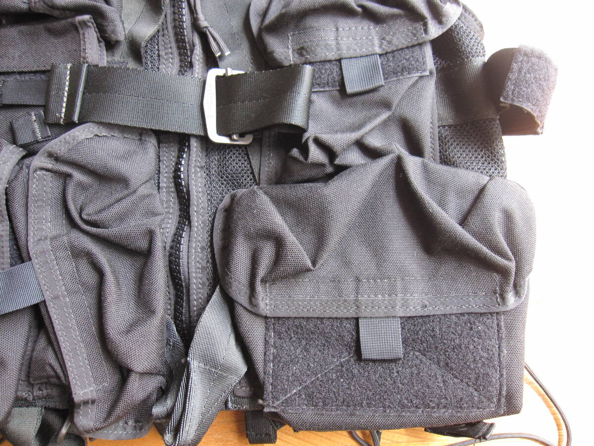 米軍放出品　AWS製MEDICAL　VEST　中古美品_画像8