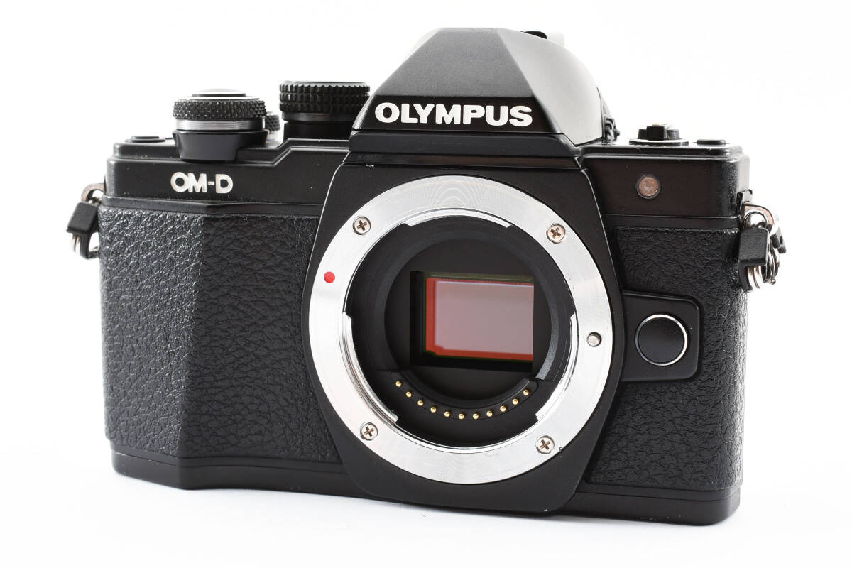 ★外観美品 専門店での動作確認済み 付属品多数あり★ オリンパス Olympus OM-D E-M10 II の画像2