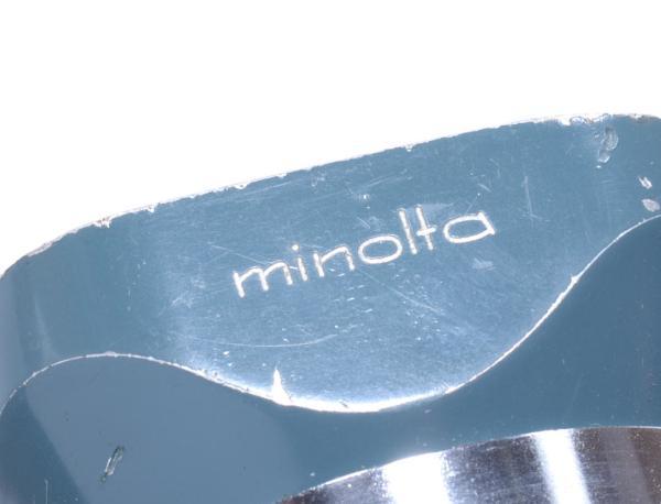 【Y43】角型レンズフード D3B ( minolta miniflex 時代 ) ビンテージ・貫禄・塗装落ちハゲの画像1