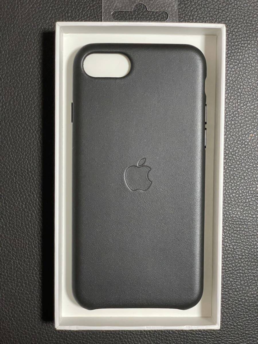 Apple アップル 純正 iPhone 7 / 8 / SE レザーケース・ブラック 新品の画像5