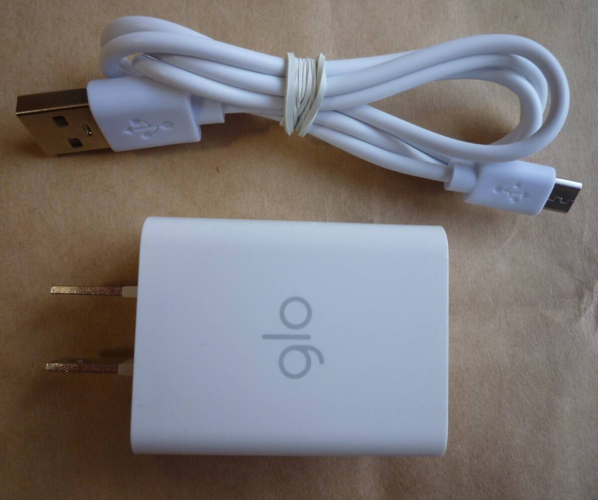 glo グロー純正 充電器 ACアダプター USB充電器 白 ホワイト 5V 2A YJC010W-0502000J スマホ充電 タブレット充電 電子タバコ MicroUSB の画像1
