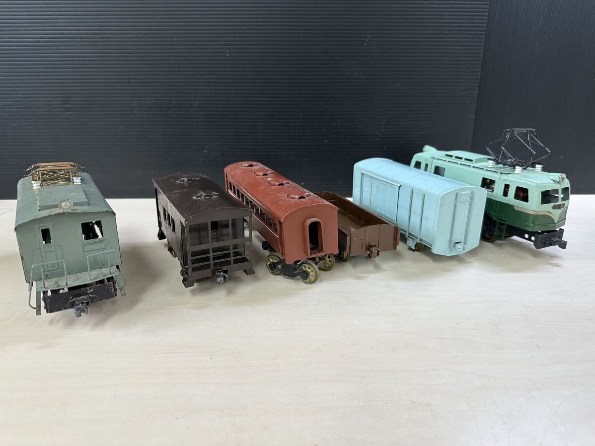 メーカー不明 ブリキ製 鉄道模型 貨車 セットの画像1
