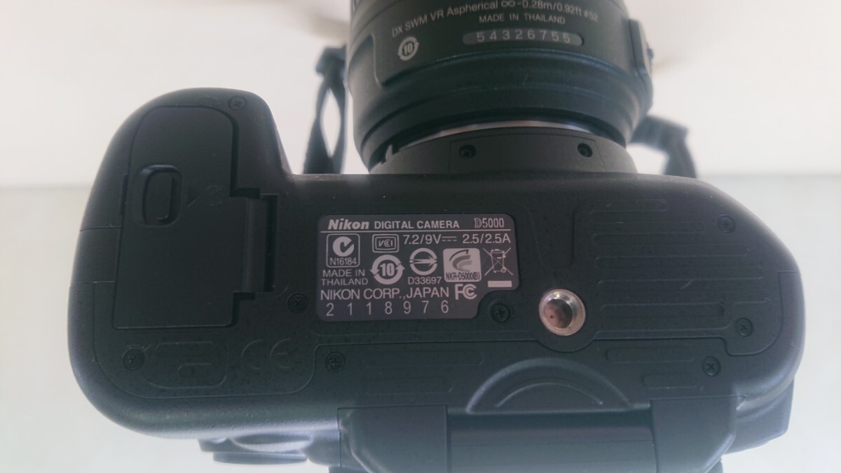 Nikon ニコン D5000 デジタル一眼レフカメラ ボディ 含む AF-S DX NIKKOR 18-55mm 1:3.5-5.6G VR レンズ 社外 充電器 グリップバッテリー の画像8
