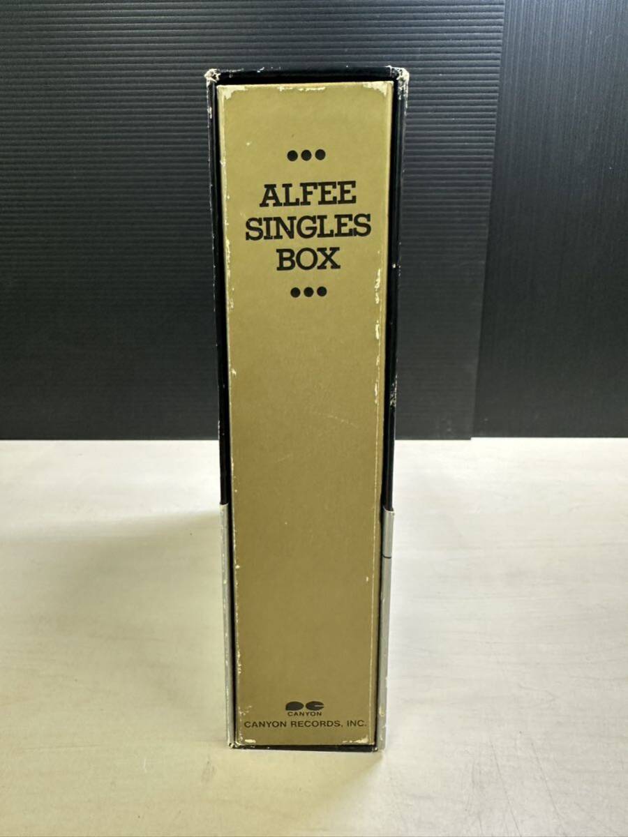 〇【17枚組】The Alfee アルフィー 「Alfee Singles Box」EP（7インチ） Canyon Pony Canyon ロック シングル ボックス レコード