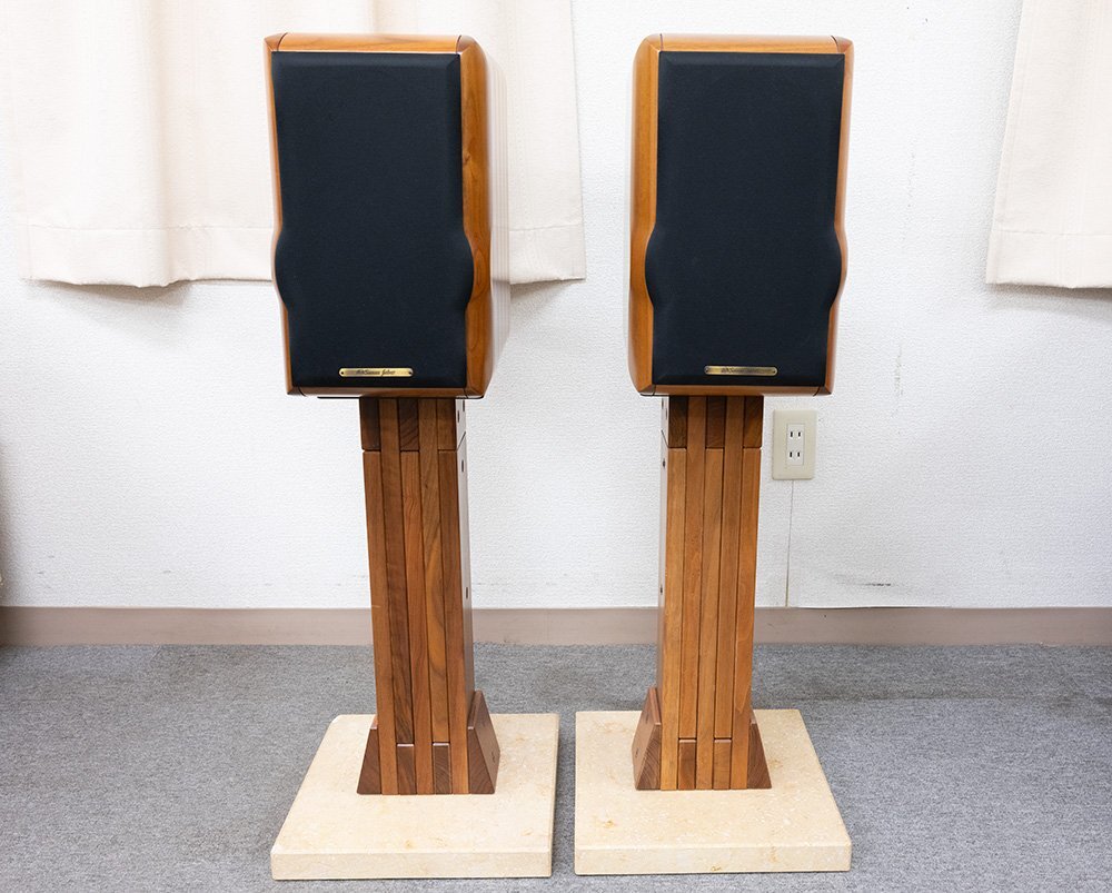 ◆ソナスファベール Sonus faber Electa Amator + Stand Column スピーカー + 専用スタンド　2台セット 元箱あり_画像1