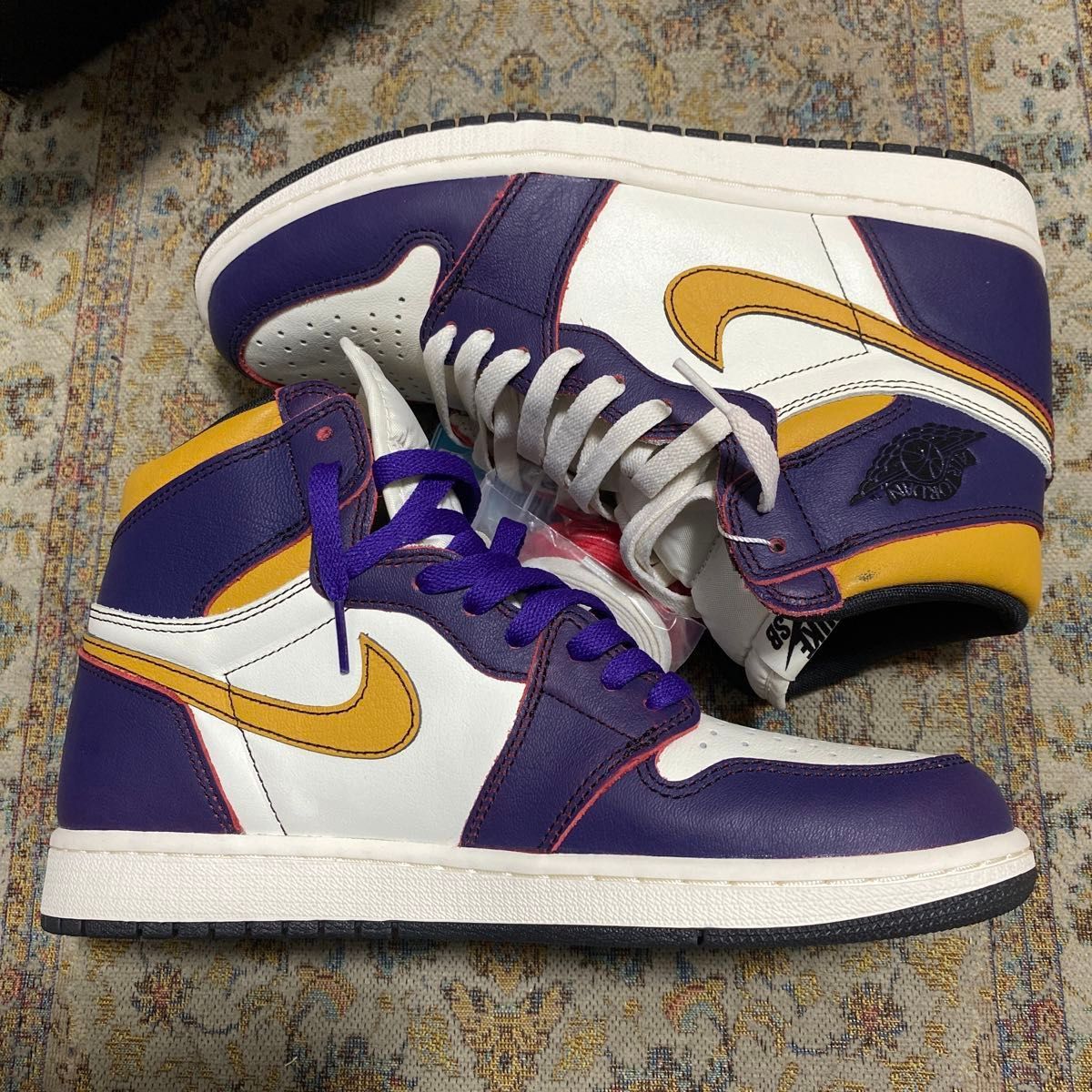 Nike SB × Air Jordan 1 Retro High "La To Chicago"  