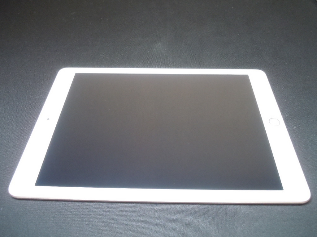 ◆送料無料◆Apple iPad (第5世代) ゴールド 32GB MPGT2J/A Wi-Fiモデル アクティベーションロック解除済◆の画像4