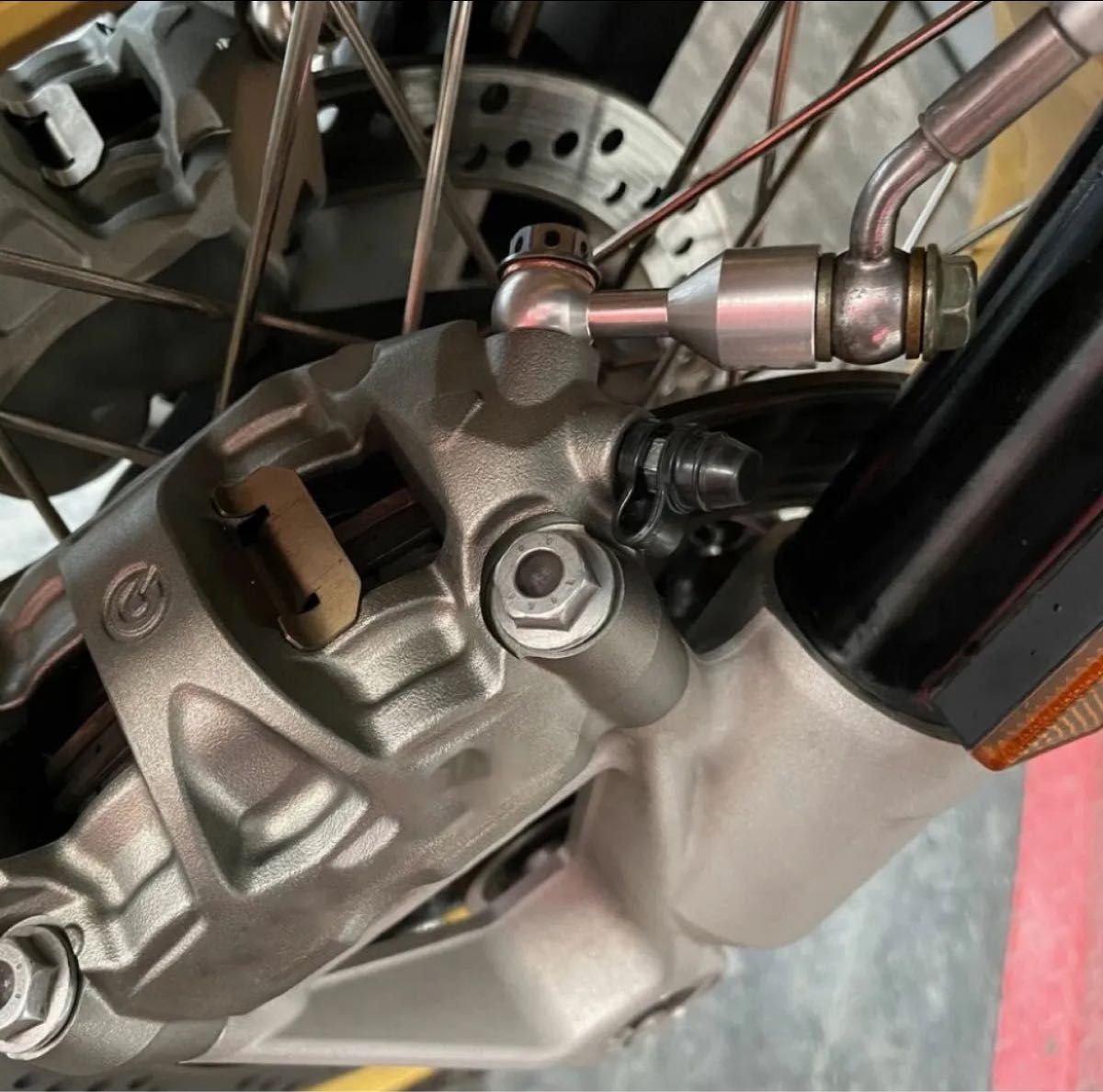 ブレーキバンジョーアダプター バイク用 ブラック 全長50mm 取付角度変更